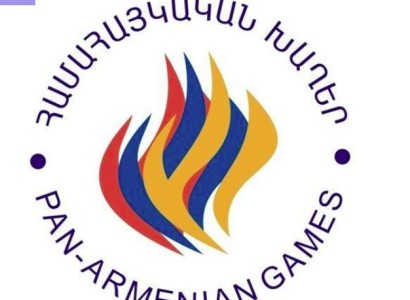 Համահայկական 7-րդ խաղերի ջահը Վանից ուղեւորվել է Ստեփանակերտ