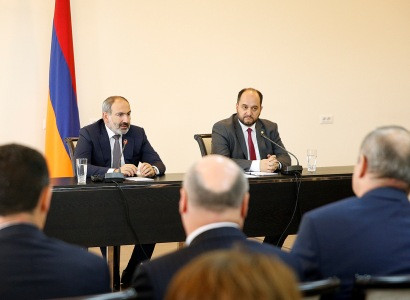 Armenia PM visits restructured Ministry of Education, Science, Culture, Sport