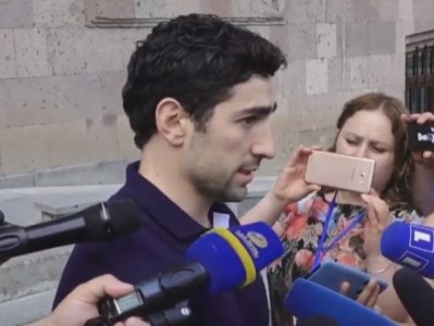 Դա մանիպուլյաիցա է, «Ռոբերտո»–ն երբեք մերը չի եղել. Լեւոն Քոչարյանը՝ Սարգիս Քլոյանի հայտարարության մասին