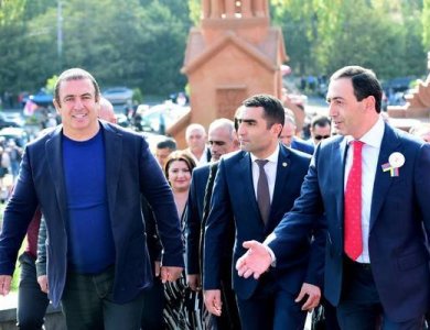 «Ժամանակ». «Սահմռկեցուցիչ խախտում». Մարզպետը մի քանի դատական գործ է հարուցել Աբովյանի քաղաքապետի դեմ