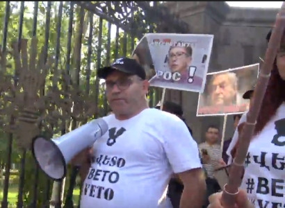 «Իմ քայլի» պատգամավորներ, թոթափեք ձեր վրայից պետական դավաճանի պիտակը «ՎԵՏՕ» շարժումը՝ ԱԺ–ի դիմաց