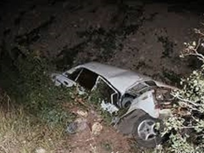 Քաղսի գյուղում «Nissan Tiida»-բ մոտ 10 մետր սահել ձորակը. 2 վիրավորներ տեղափոխվել են Հրազդանի ԲԿ
