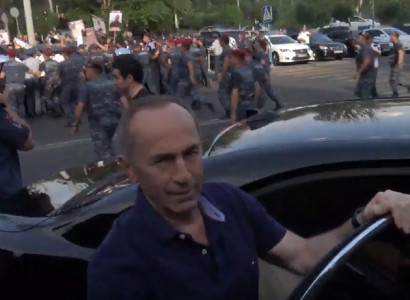 Armenia's second president arrives at Yerevan penitentiary