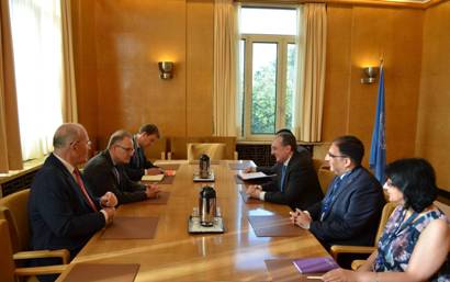 Armenia FM meets with Director-General of UN Office at Geneva