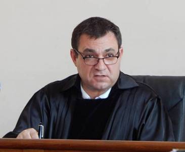 «Հրապարակ». Ով է իշխանության՝ ԲԴԽ նախագահի թեկնածուն