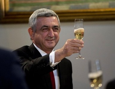 «Փաստ». Նախկին շեֆին տեսնելու հնարավորություն՝ քեֆերի ժամանակ. Սերժ Սարգսյանն առանձնակի ջերմություն ցույց չի տալիս