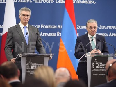 FM Mnatsakanyan pleased with Armenia-Russia dialogue