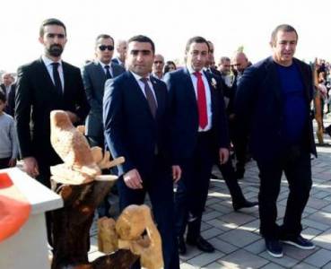«Հրապարակ». Հայաստանի մասշտաբով երրորդ հողատերը. Հայտնի է, թե ում նկատի ուներ Կոտայքի մարզպետը