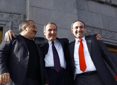 Politnavigator: Armenia on same path that Saakashvili took