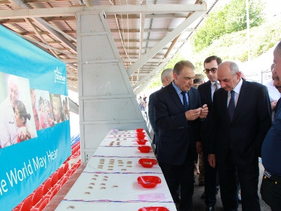 President attends ceremony of presenting modern hearing aids to Artsakh citizens