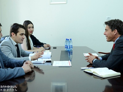 Armenia Deputy Justice Minister receives Netherlands Helsinki Committee Executive Director