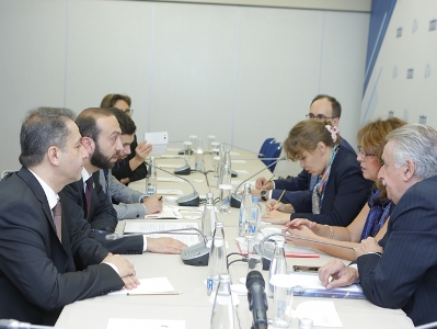 Armenia Parliament speaker meets with Uruguay House of Representatives President