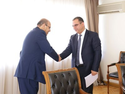 ՀՀ էկոնոմիկայի նախարարն ու Եգիպտոսի դեսպանը քննարկել են ՀՀ-ի միջոցով Եգիպտոսի համար ԵԱՏՄ շուկայի հնարավարությունները