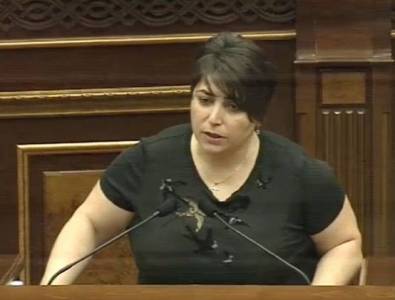 «Հրապարակ». «Իմ քայլի» հետքայլը. Աննա Մարգարյանի պատասխաններն անակնկալի էին բերել թիմին. Որոշվել էր՝ նա չպետք է անցնի