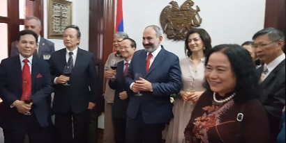 «Երեւանի սիրուն աղջիկ»-ը՝ վիետնամցի երաժիշտների կատարմամբ