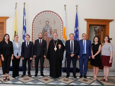 Ararat Mirzoyan meets Chrysostomos II of Cyprus
