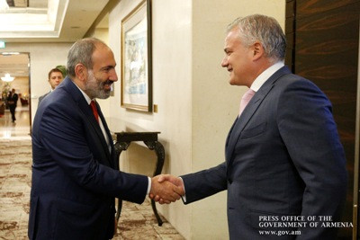 Armenian PM, representative of Temasek Holdings Singapore fund discuss cooperation in IT