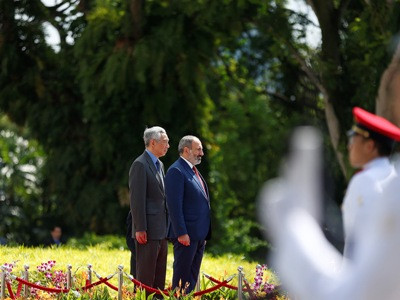Armenia, Singapore PMs discuss cooperation (PHOTO)