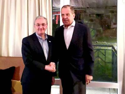 Armenia and Russia FMs discuss Artsakh issue