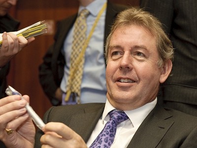 UK Ambassador to US Kim Darroch resigns