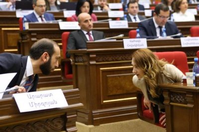 «Ժողովուրդ». «Իմ քայլը» ԲԴԽ անդամի թեկնածուի փնտրտուքի մեջ է, ում ցանկանում են առաջադրել, հրաժարվում է