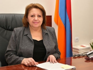 Իրավիճակ է փոխվել, և ես ցանկանում եմ երդում տալ.Նախշուն Տավարացյանը պատրաստվում է երդում տալ որպես ԲԴԽ անդամ. Armlur.am