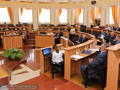 ՀՀ եւ ԱՀ պետաիրավական հարցերի հանձնաժողովները համատեղ քննարկել են Արցախի ընտրական օրենսգրքի նախագիծը