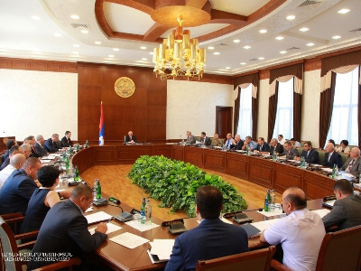 Artsakh President chairs Government’s meeting