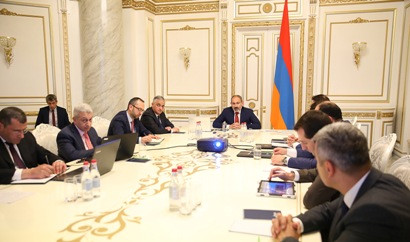 Armenia PM holds consultation over public procurement