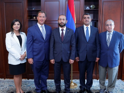 Armenia Parliament Speaker meets with Armenian American organizations