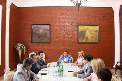 Armenia High Commissioner for Diaspora Affairs meets with members of Cilicia Armenian Business Club in Moscow