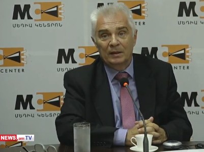Świtalski: No military solution to Karabakh conflict