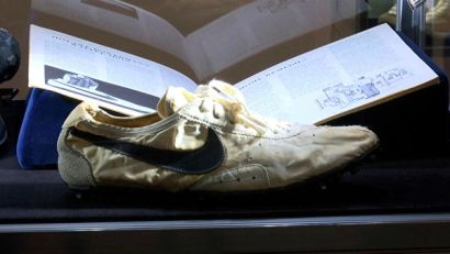 ԱՄՆ-ում Nike սպորտային կոշիկների զույգը վաճառվել է 437,5 հազար դոլարով
