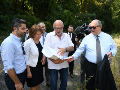 Armenia President in Paris, meets with Papal Legate for Mekhitarist Congregation of Venice (PHOTOS)