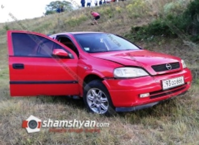 Լոռու մարզում Opel-ը վրաերթի է ենթարկել հետիոտնին եւ ընկել ձորակը