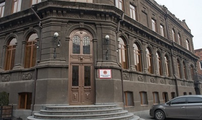«Հրապարակ». ՀՀԿ-ին դատի են տվել. նրանից կվերցնե՞ն Մելիք-Ադամյան փողոցի շենքը