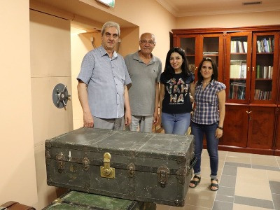 Կոստան Զարյանի արխիվը նվիրաբերվել է Մատենադարանին