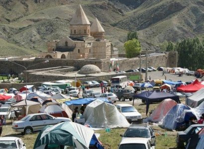 Ավելի քան 3000 մարդ կատարել են ուխտագնացություն դեպի Իրանի Սուրբ Թադեւոս վանք