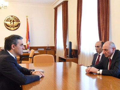 Karabakh President receives Armenia Ombudsman