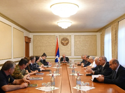 Karabakh President convenes enlarged consultation