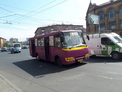 Երեւանյան տրանսպորտի աշխատանքի նրբությունները. կանգա՞ռ, չէ՛, չենք լսել