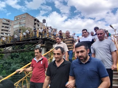 Ալավերդցիների առողջության հաշվին միլիոններ է դիզել. «Թեղուտի վերաբացում» նախաձեռնությունը երթ է իրականացրել