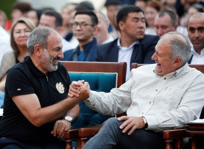 Armenia PM attends opening of Tengri Music Fest 2019 (PHOTOS)