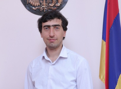 Առկա են թարգմանաբար նյութեր օգտագործելու վերաբերյալ հավաստի թվացող նյութեր․ Գոգյանը՝ ՀՊՏՀ ռեկտորի ատենախոսության մասին