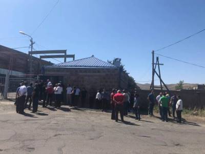 «Մինչեւ սեպտեմբերի 1-ը արյունահեղություն կեղնի». մարալիկցիները վրդովված են