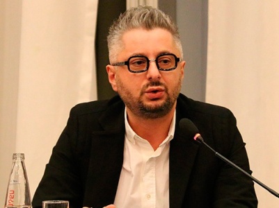 «Ռուստավի-2»-ի նախկին գործադիր տնօրենին պաշտոնապես մեղադրել են լիազորությունները չարաշահելու մեջ