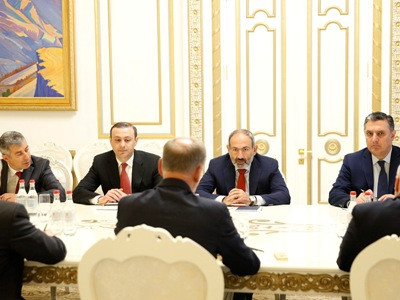 Armenia PM meets with Russia Security Council Secretary