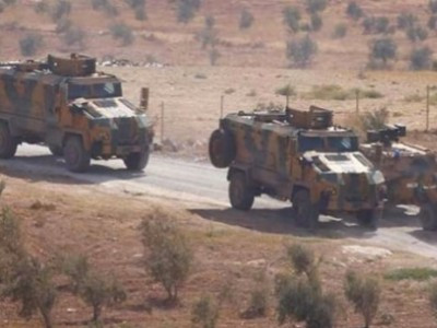 Syrian MFA: Turkish armored personnel carriers cross Syrian border, heading to Khan Shaykhun