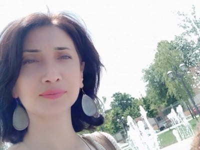 Yerevan municipal council ex-member hands letter to EU office