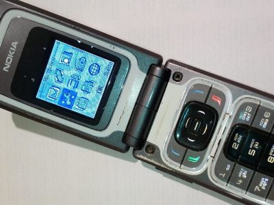 Nokia-ն կվերաթողարկի իր լեգենդար ստեղներով ծալովի հեռախոսը